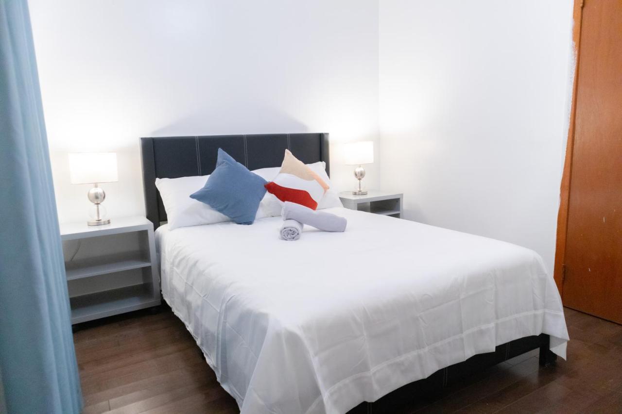 Cozy Private Room-Your Perfect Place In Hamilton Exterior photo