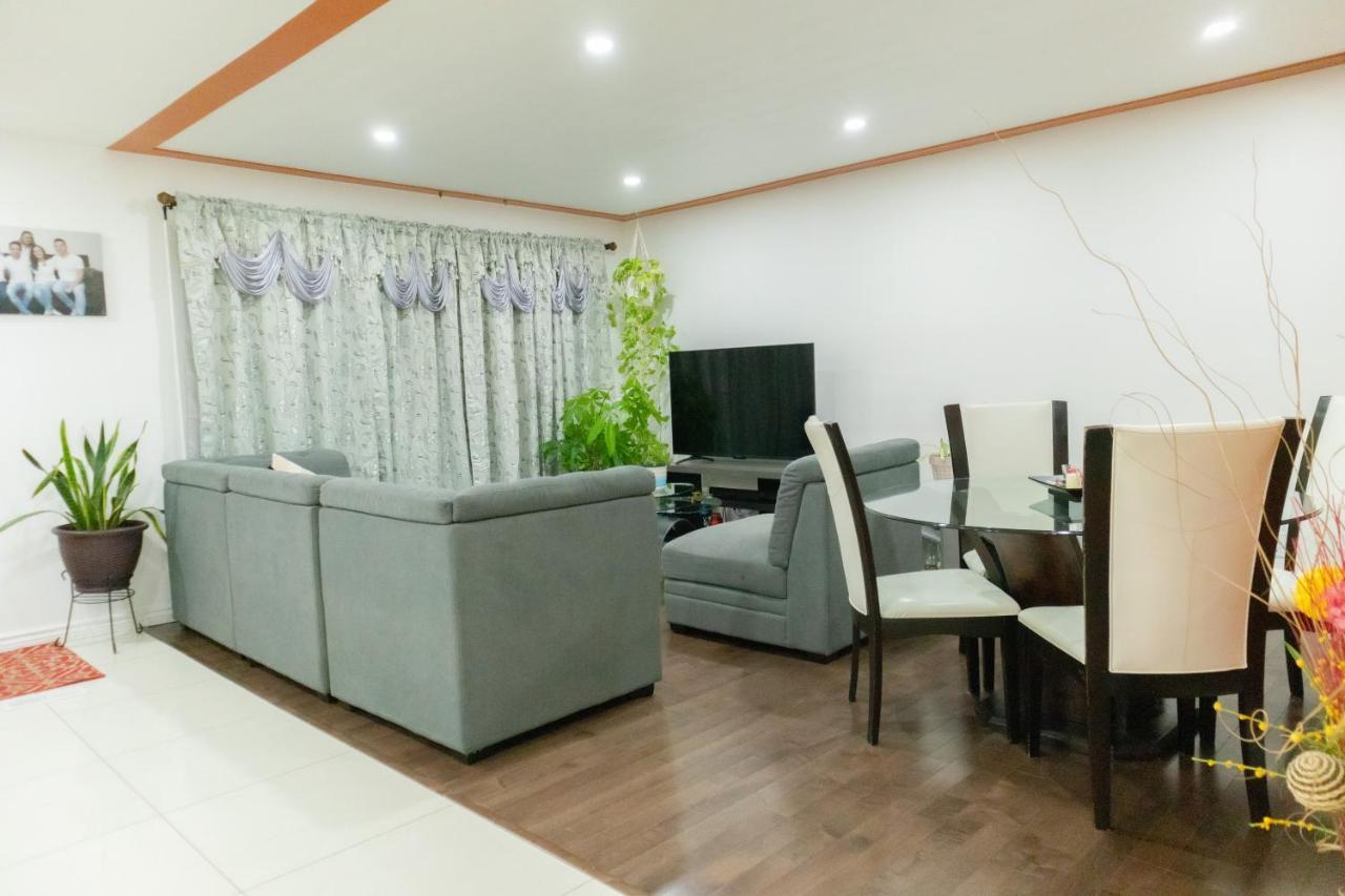 Cozy Private Room-Your Perfect Place In Hamilton Exterior photo